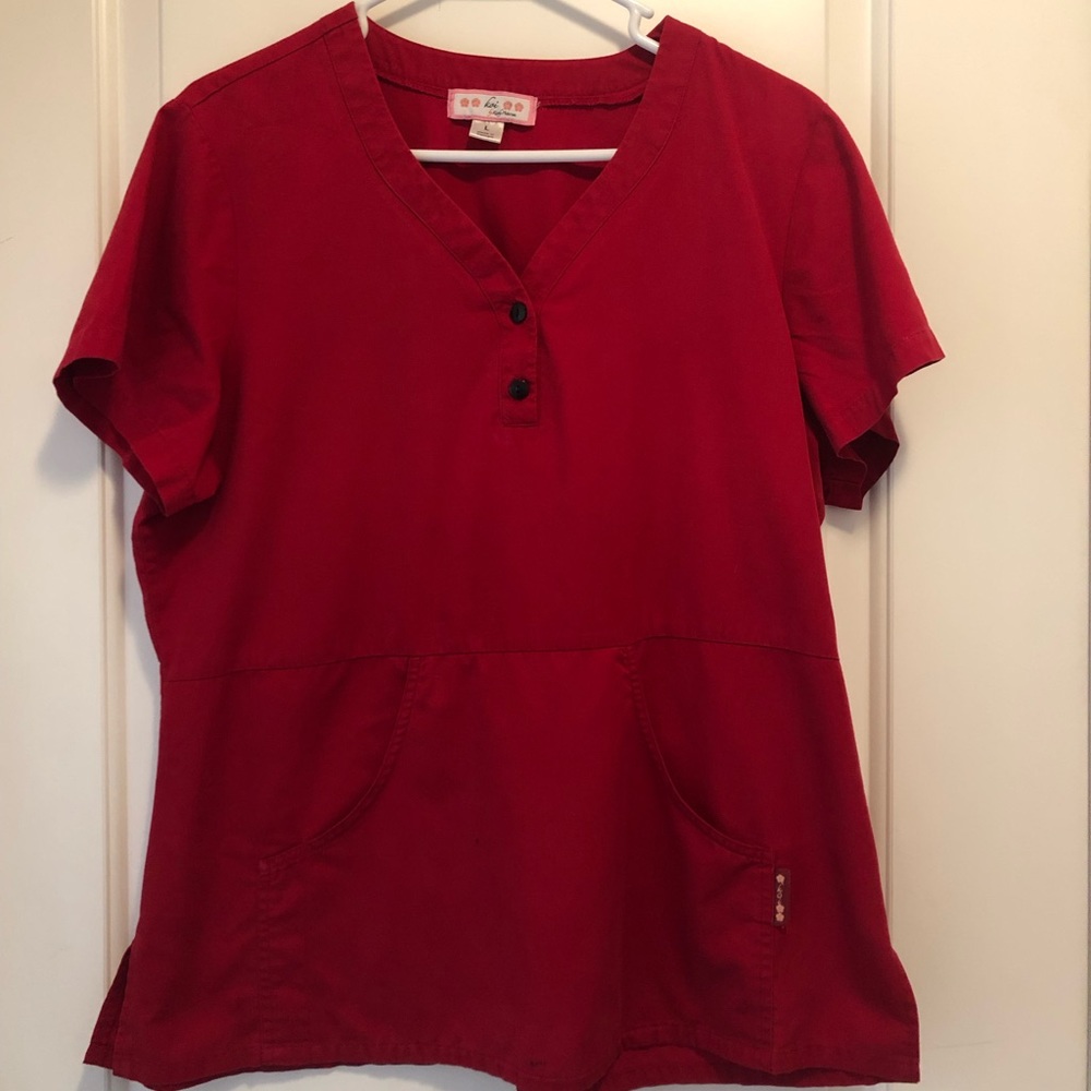 Scrub top